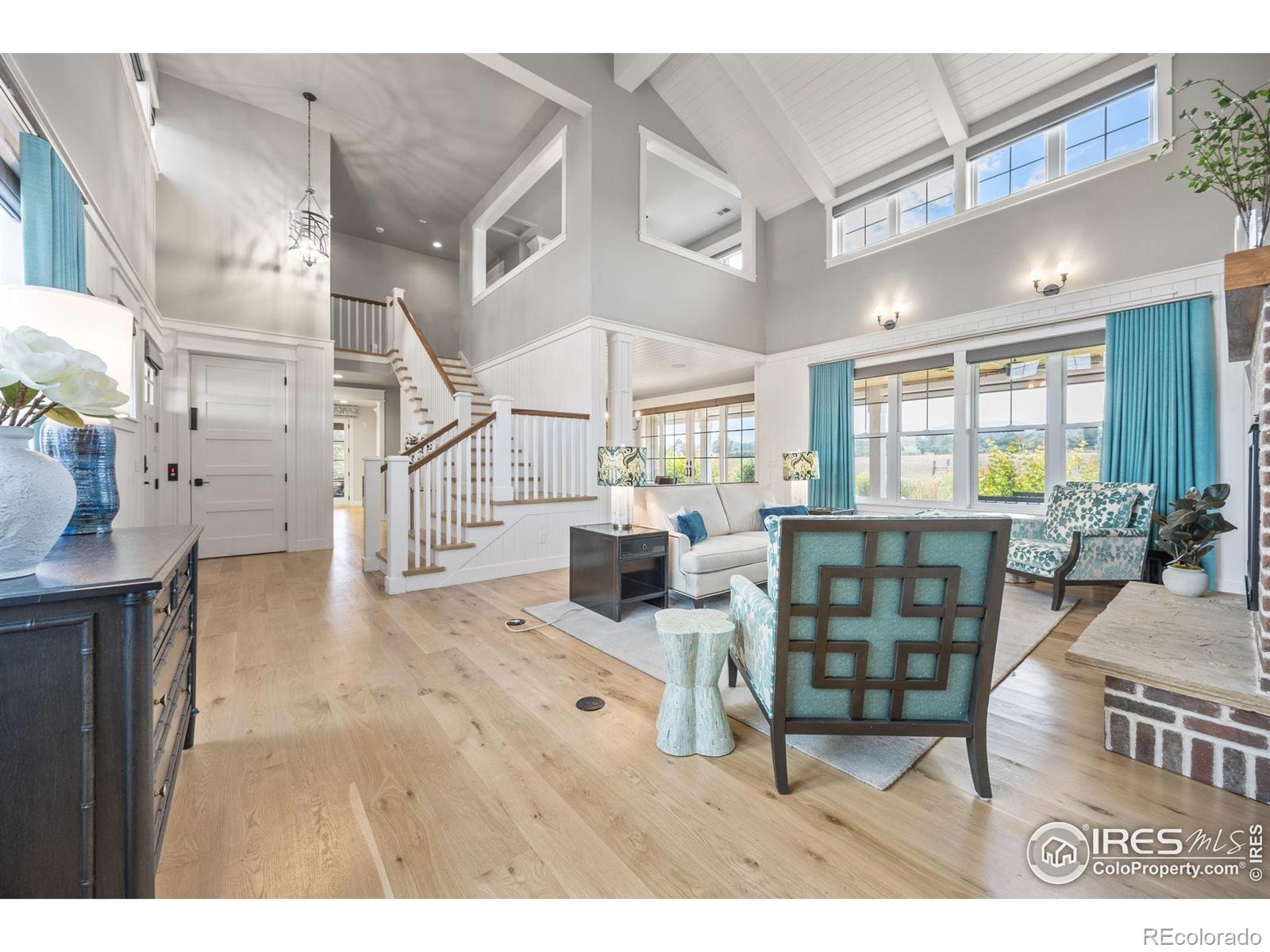 5794 Jackdaw Drive