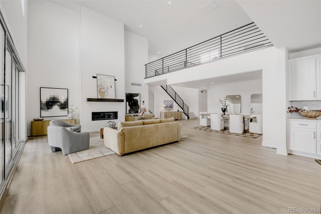 Photo of 3142 Westcliff Drive, Loveland, CO 80538 (MLS # 8249389)