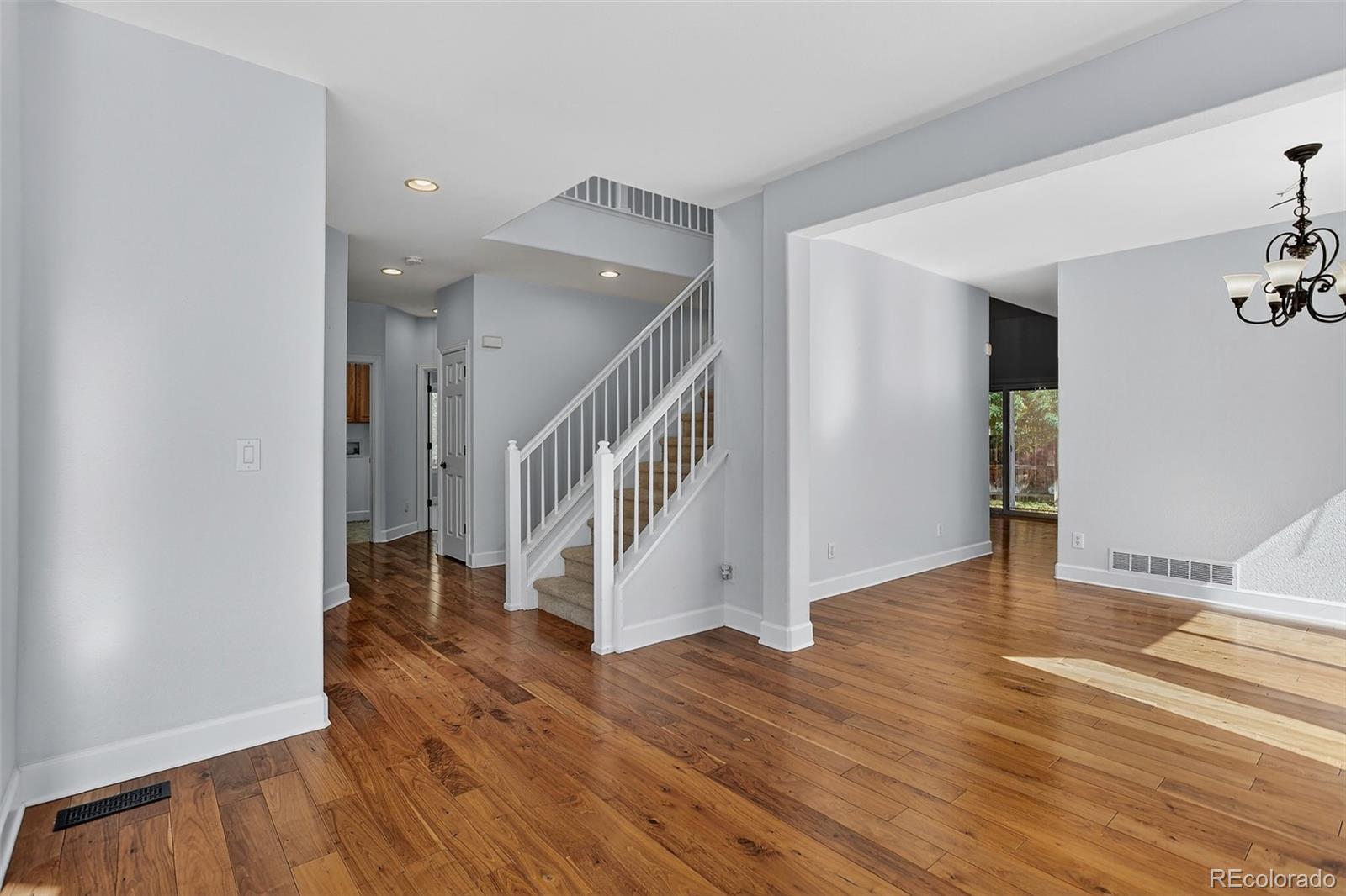 7423 W 93rd Place