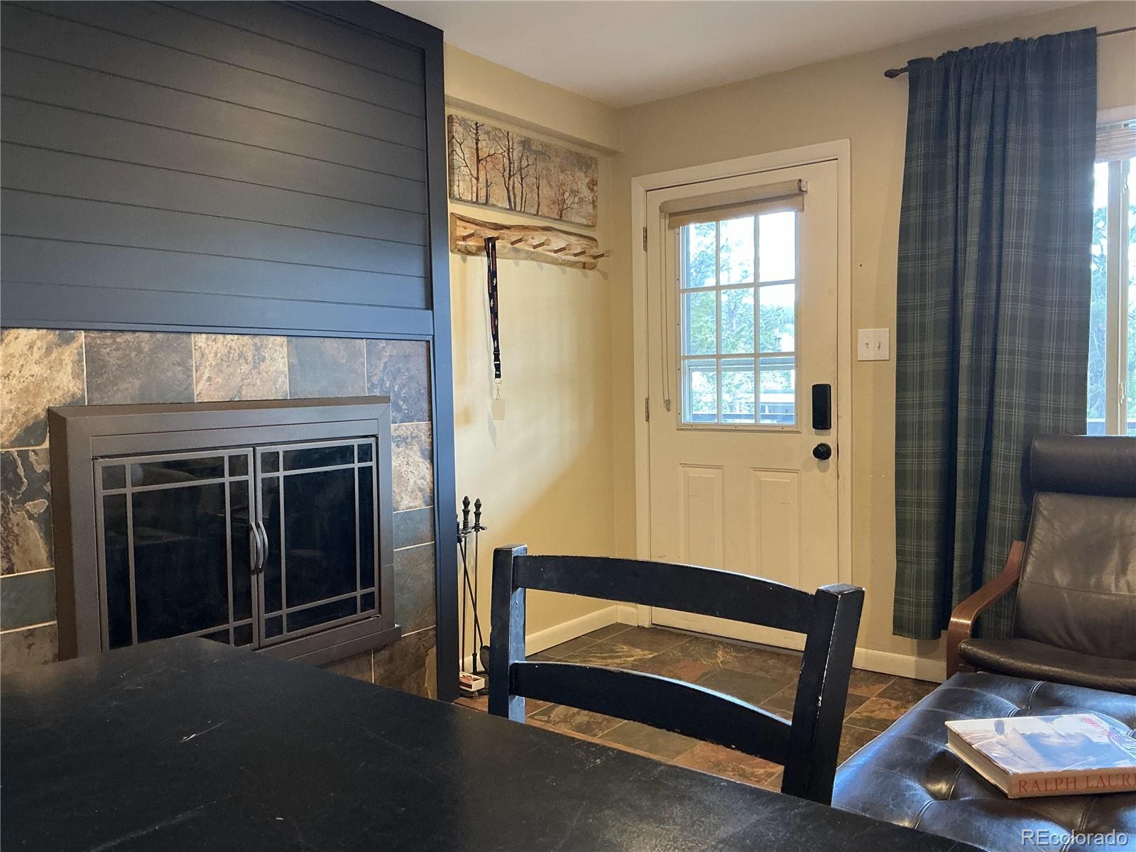 411 Hi Country Drive 16