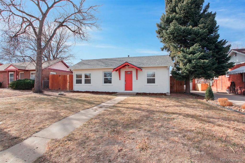 Photo of 1661 Valentia Street, Denver, CO 80220 (MLS # 8589072)