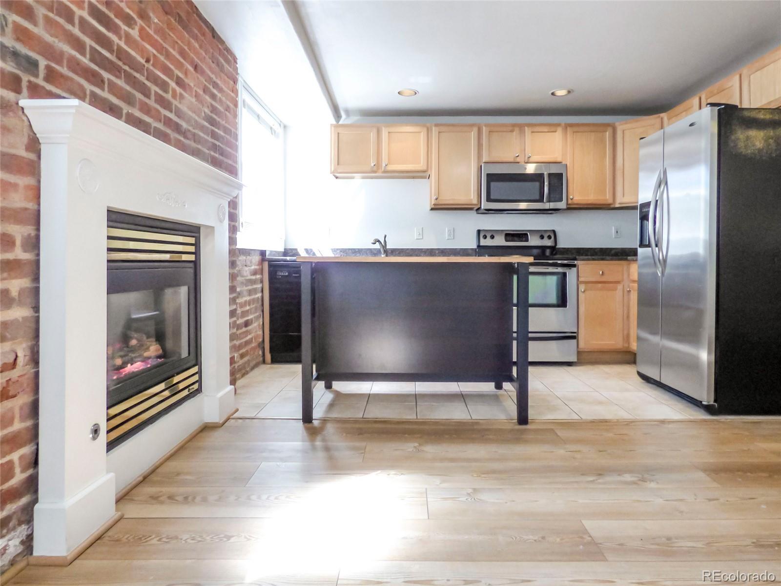 1750 Gaylord Street H