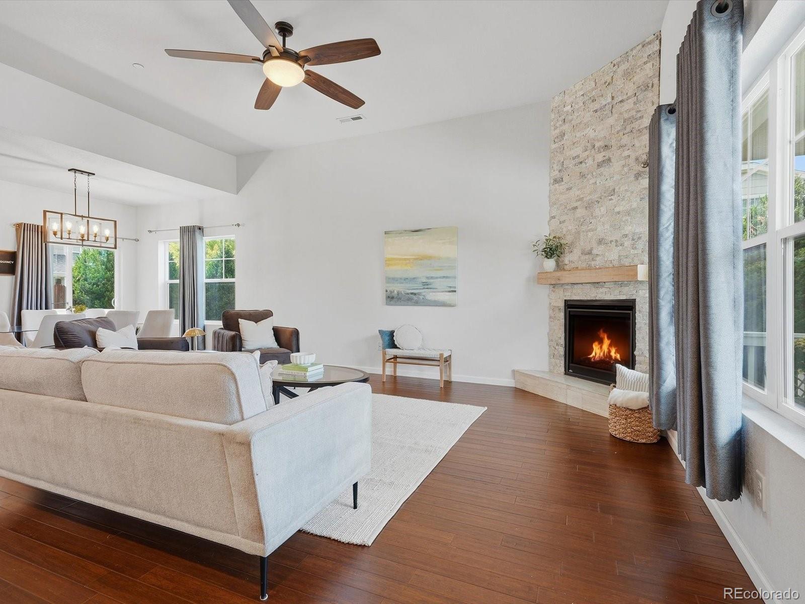 1230 W Quincy Circle