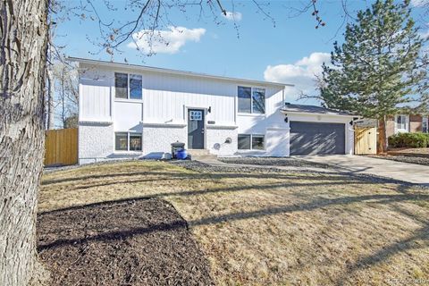 Photo of 15132 E Bates Avenue, Aurora, CO 80014 (MLS # 4293581)