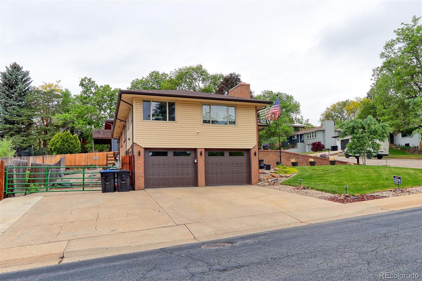 8118 W 69th Way