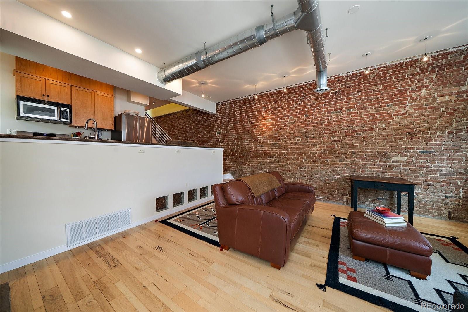 595 S Pearl Street