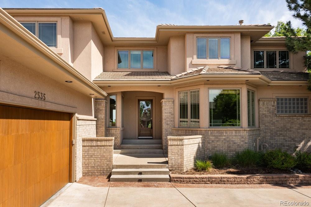 2535 W 115th Drive