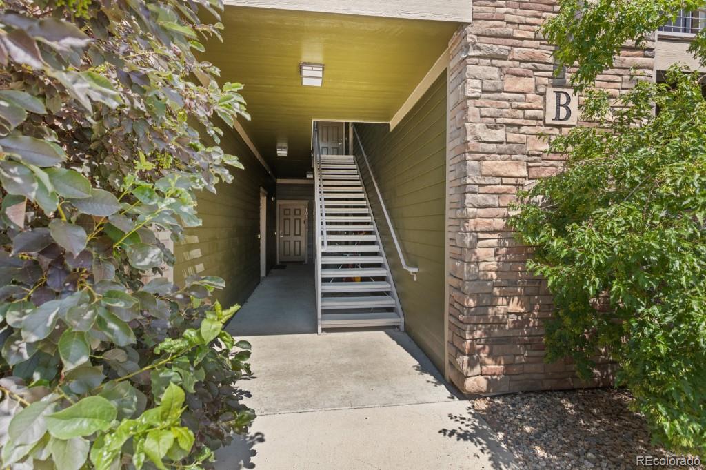 152 Village Road B206