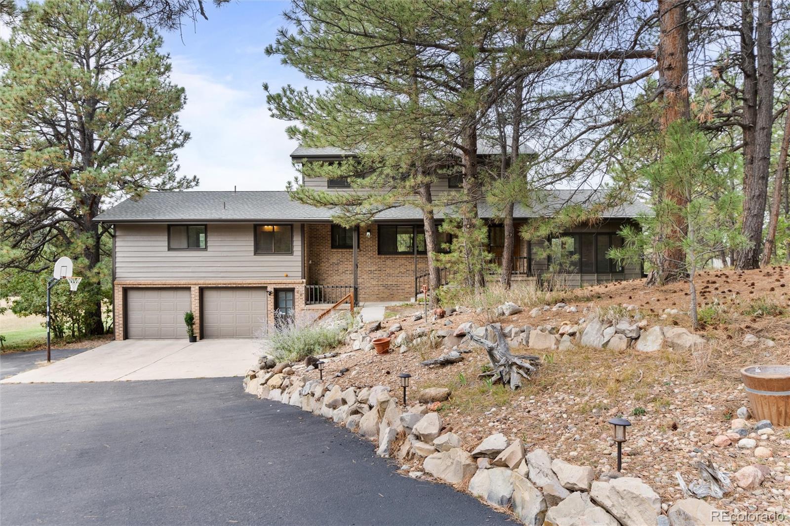28 S White Tail Drive