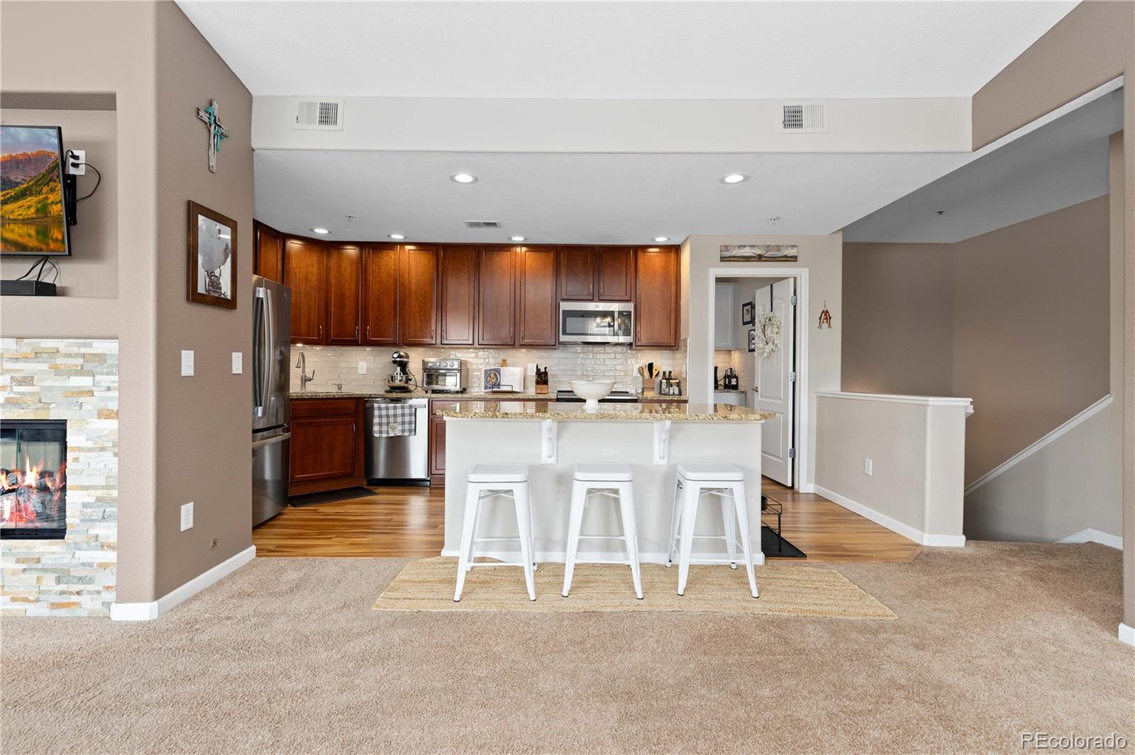 6273 Kilmer Loop 203