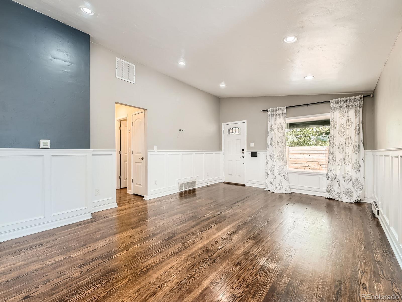 170 W Midway Boulevard