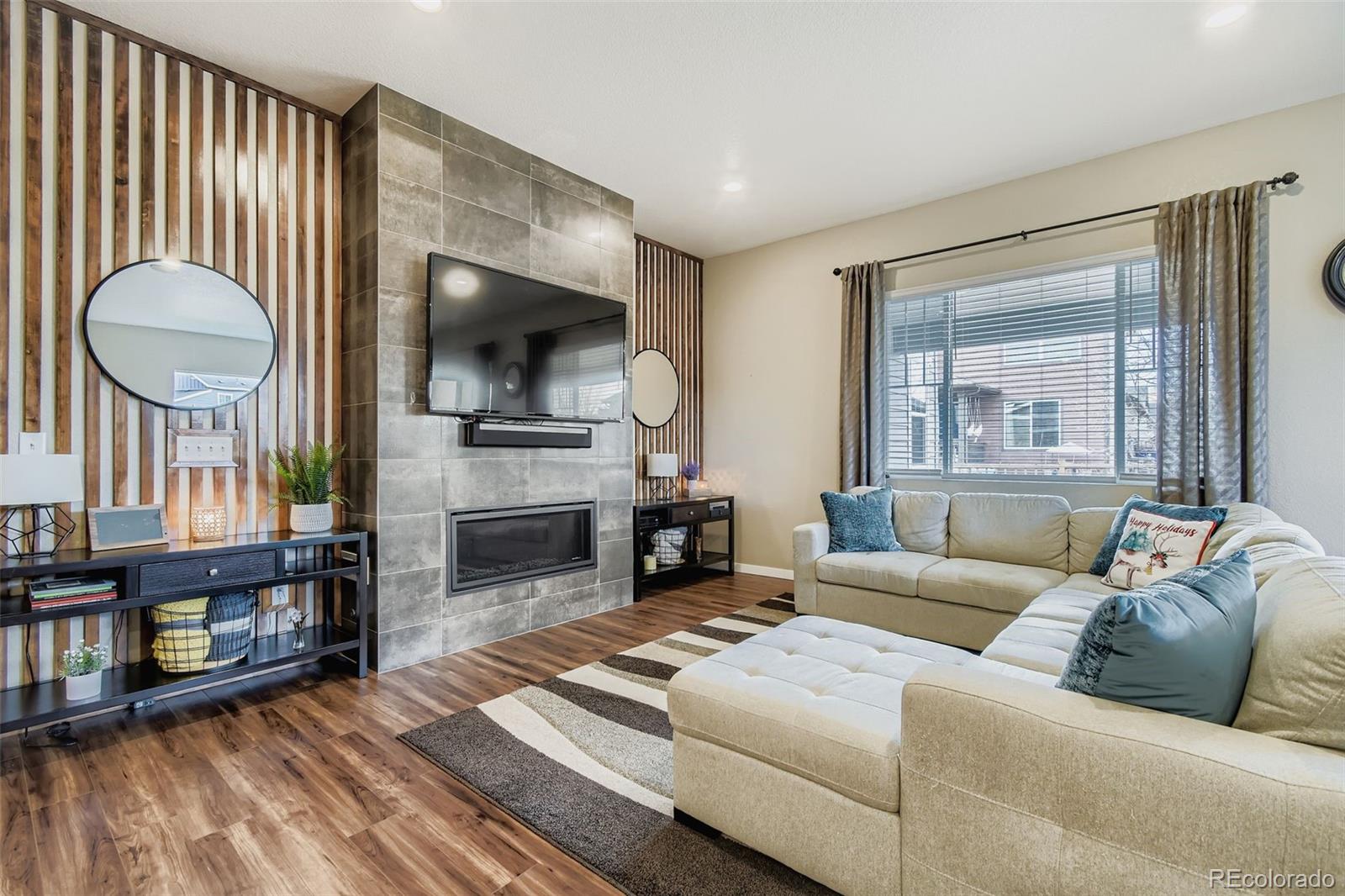 5700 Roaring Fork Street