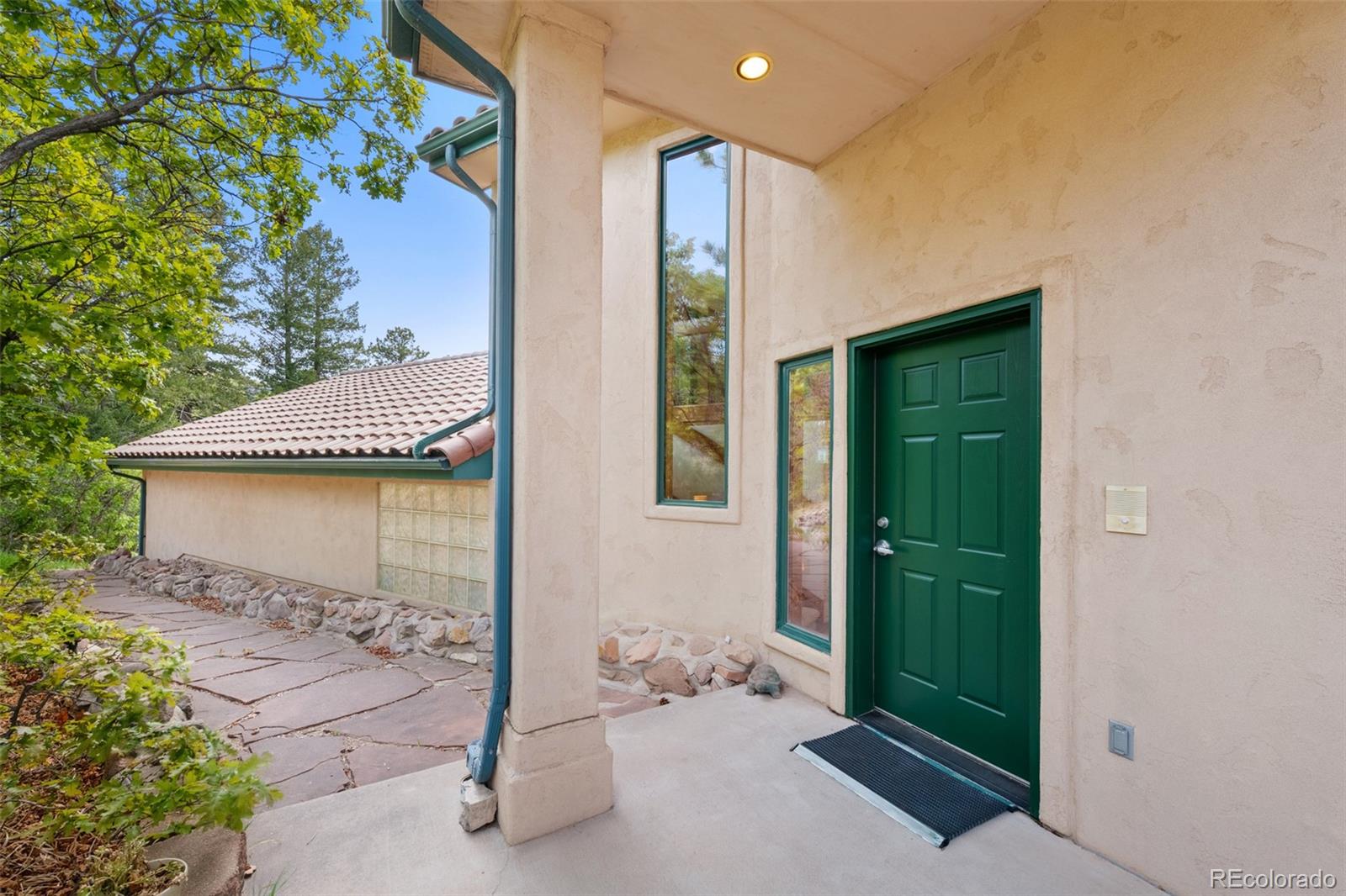 857 Pawnee Trail