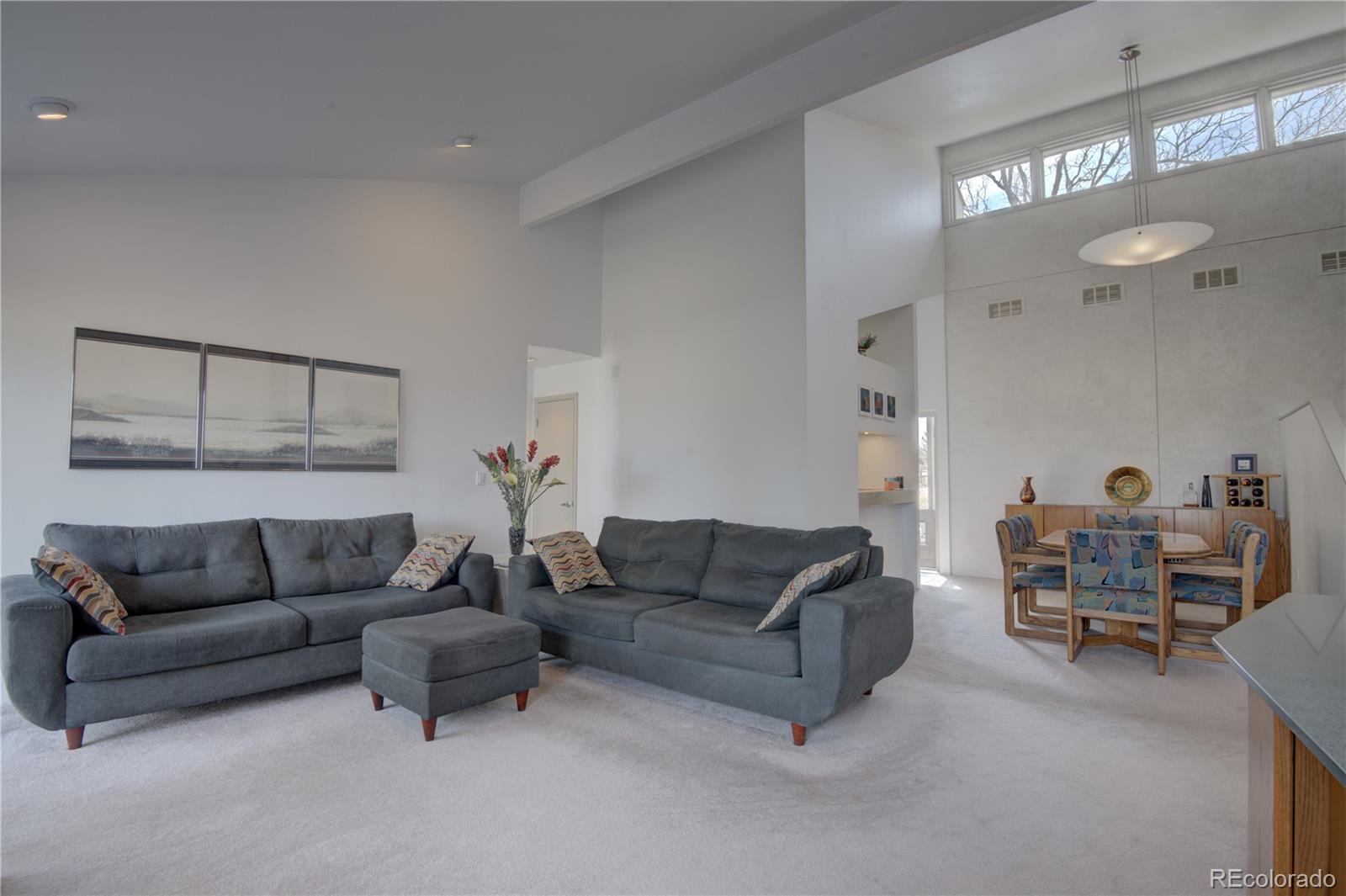 8832 Sunridge Hollow Road