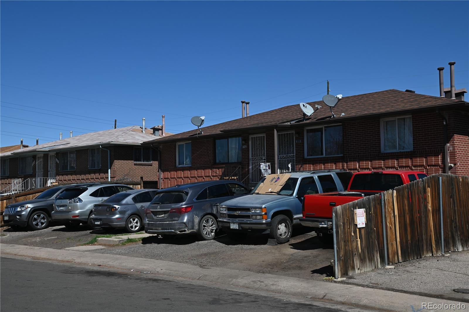 1042-1048 S Grove Street