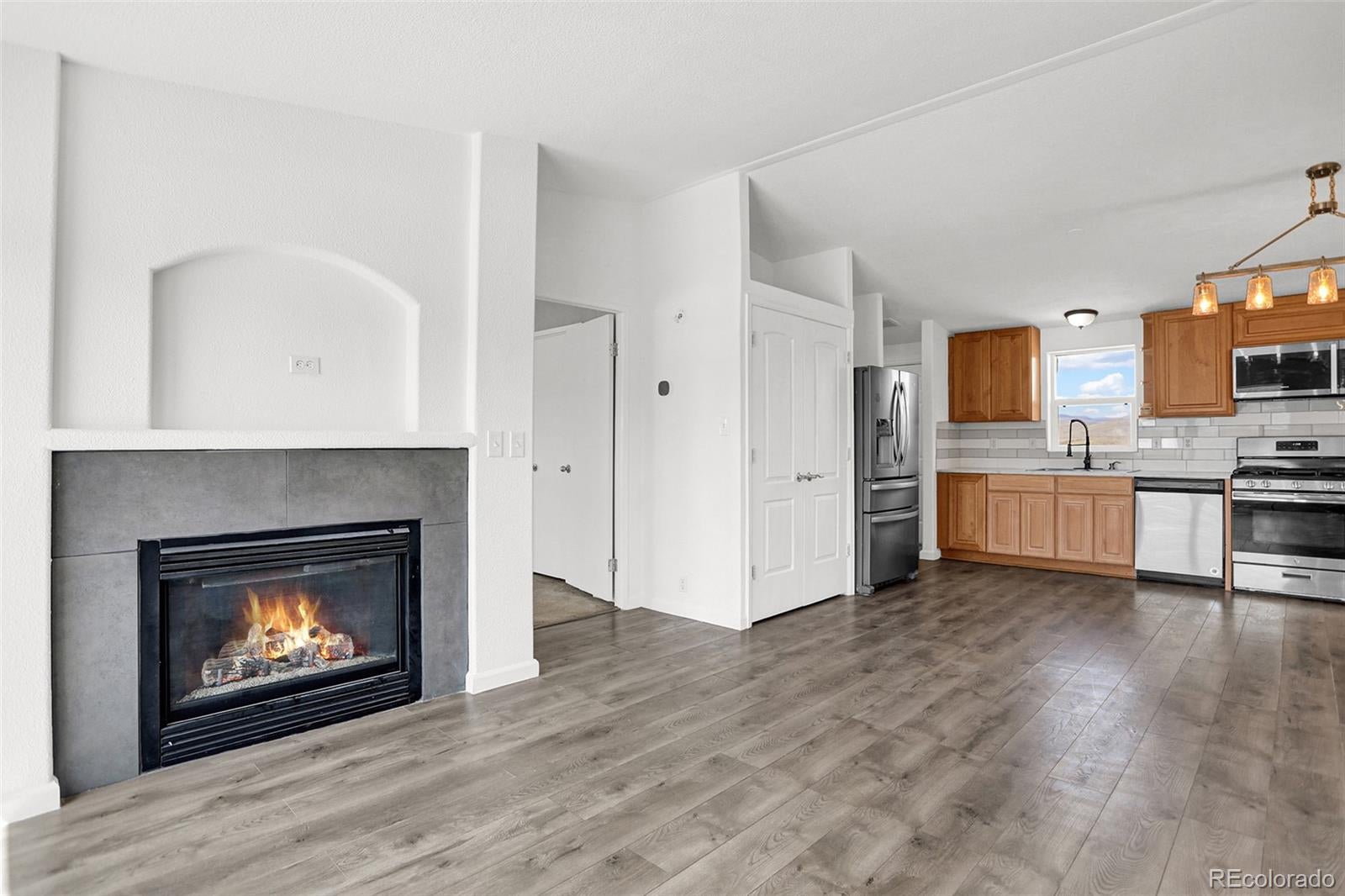 529 E Aspen Drive