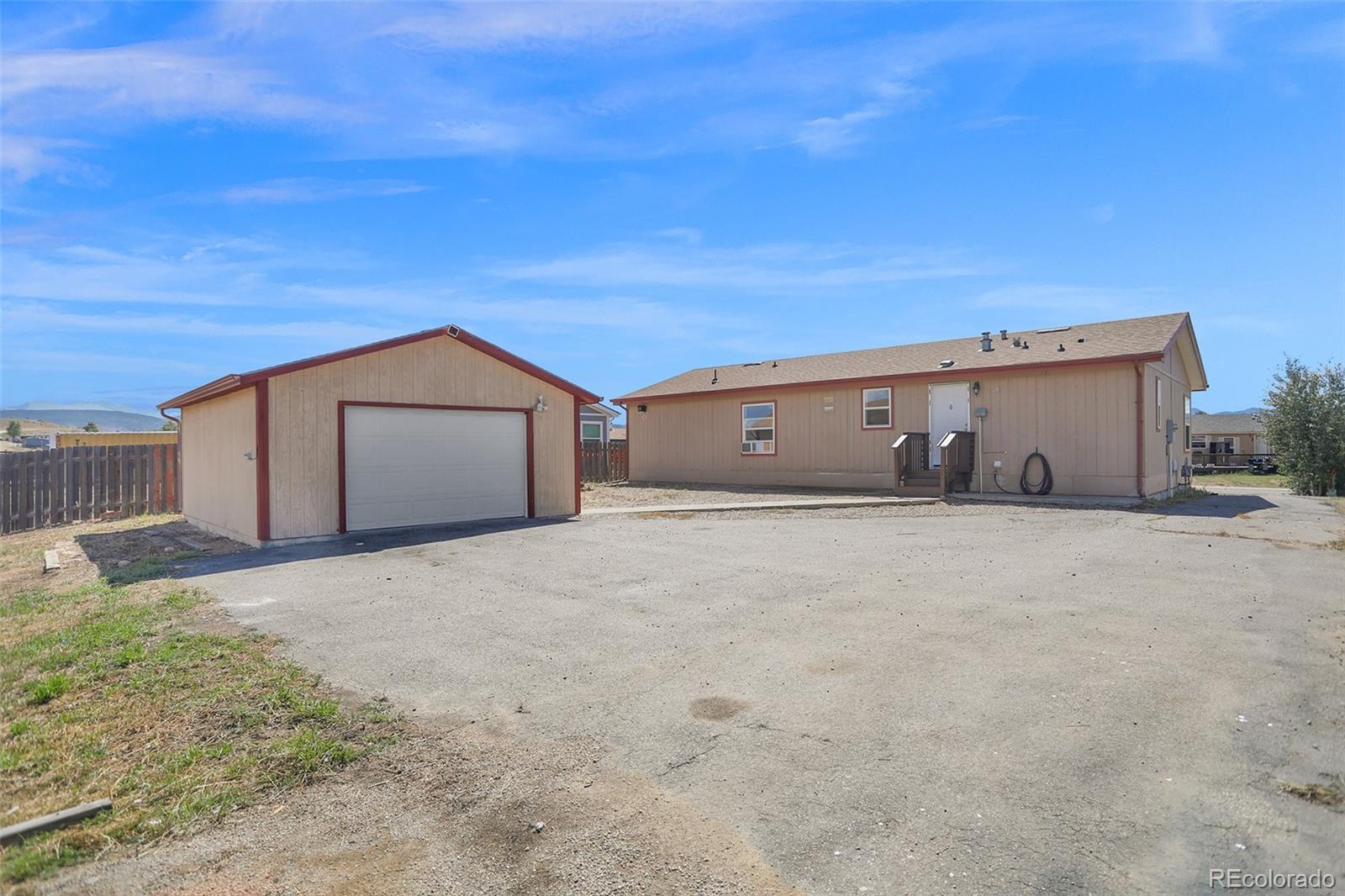 529 E Aspen Drive