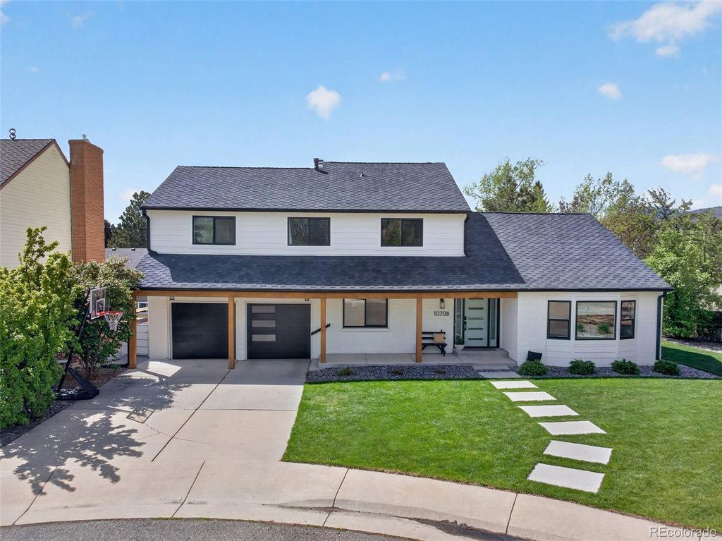 Photo of 10708 W Chautauga Mountain, Littleton, CO 80127 (MLS # 5489148)
