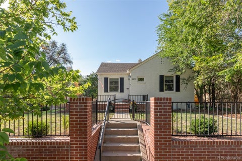 Photo of 4870 E 18th Avenue, Denver, CO 80220 (MLS # 9278817)