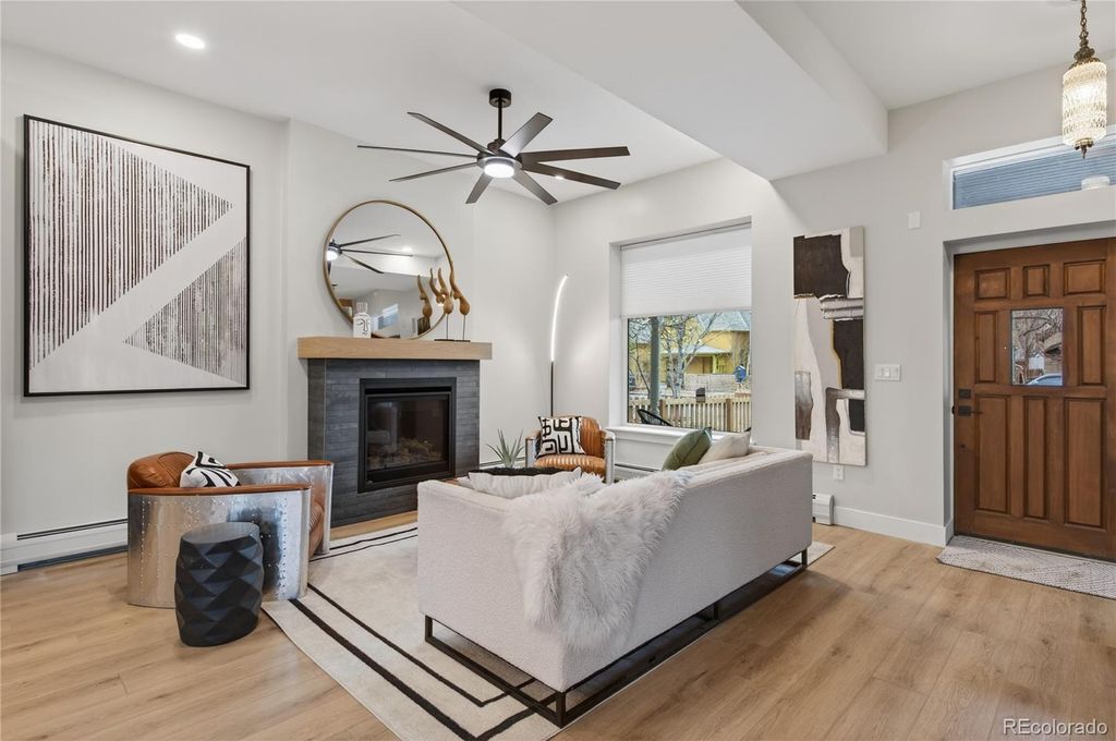 Photo of 926 Lipan Street, Denver, CO 80204 (MLS # 8495042)