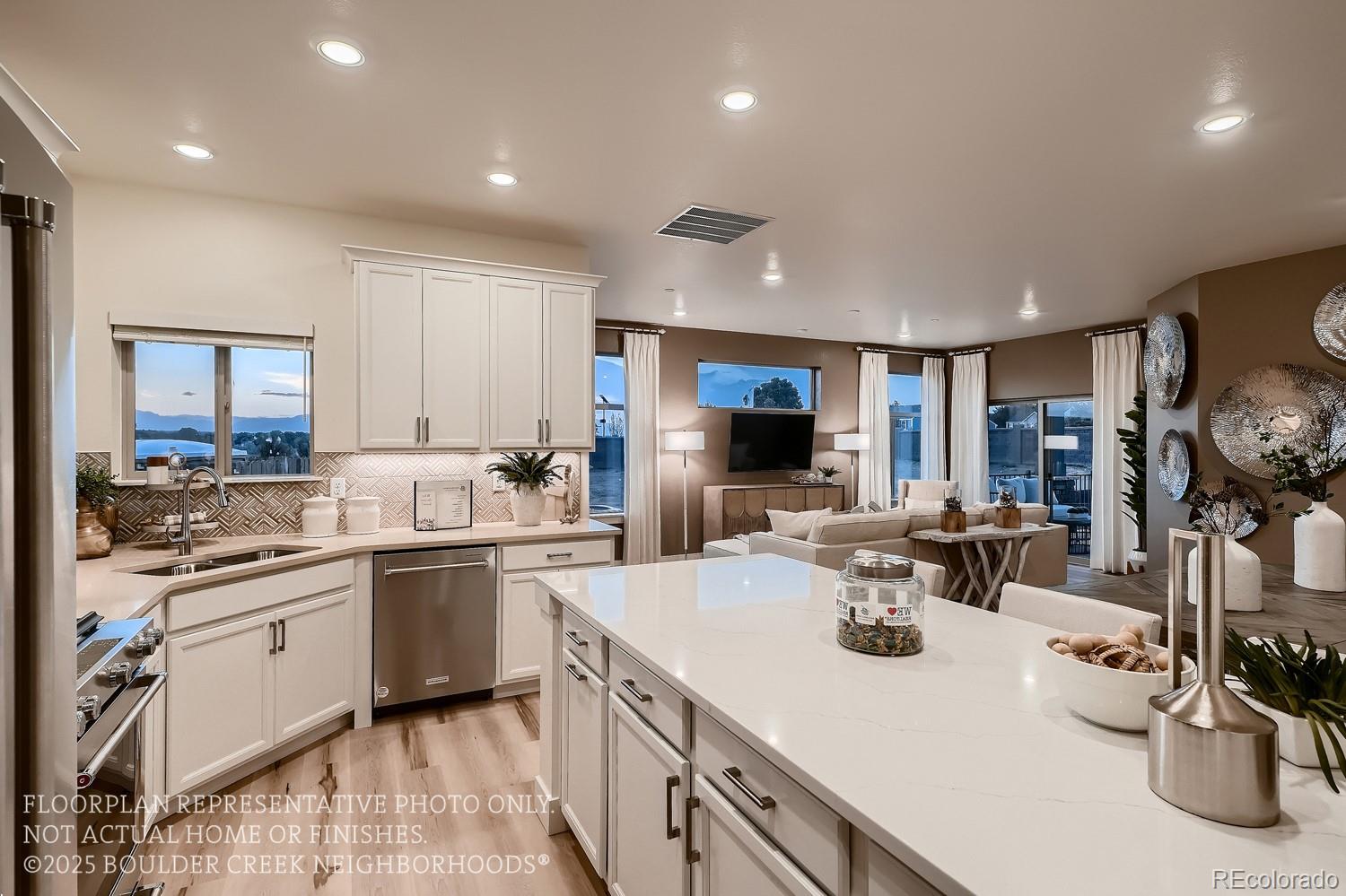 900 W 128th Place