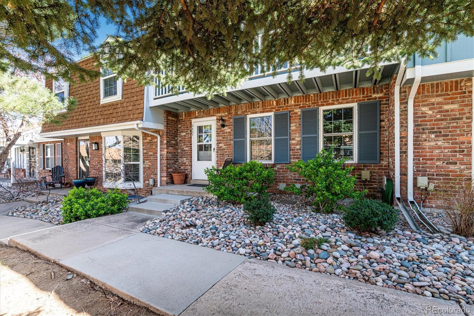 2437 E Geddes Place, Centennial, CO, 80122 3 2437 E Geddes Place