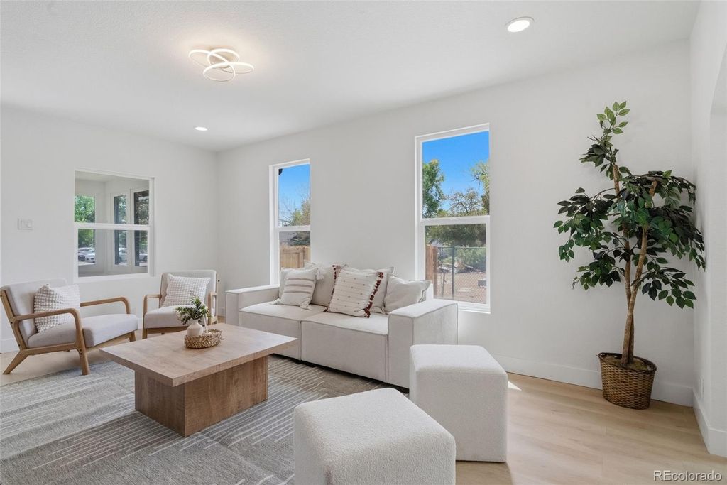 Photo of 2235 Eaton Street St, Edgewater, CO 80214 (MLS # 4092239)