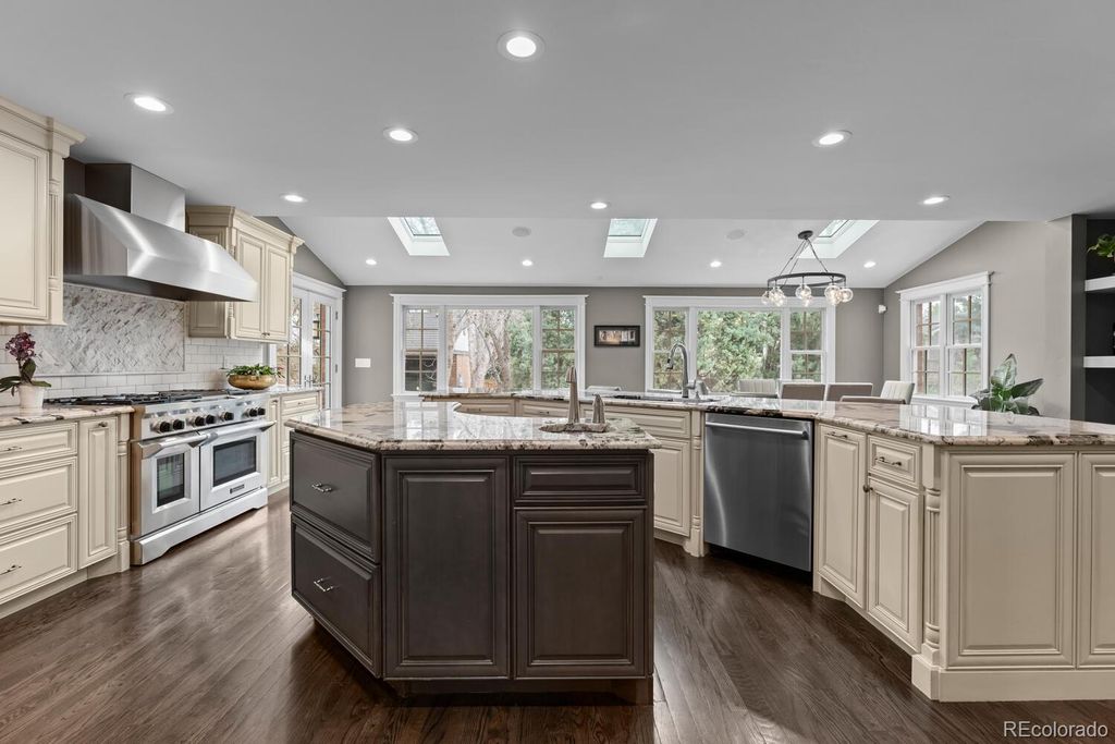 Photo of 5220 S Joliet Way, Englewood, CO 80111 (MLS # 2471278)