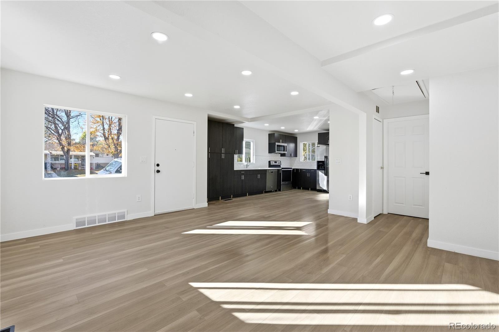 1550 S Xavier Street