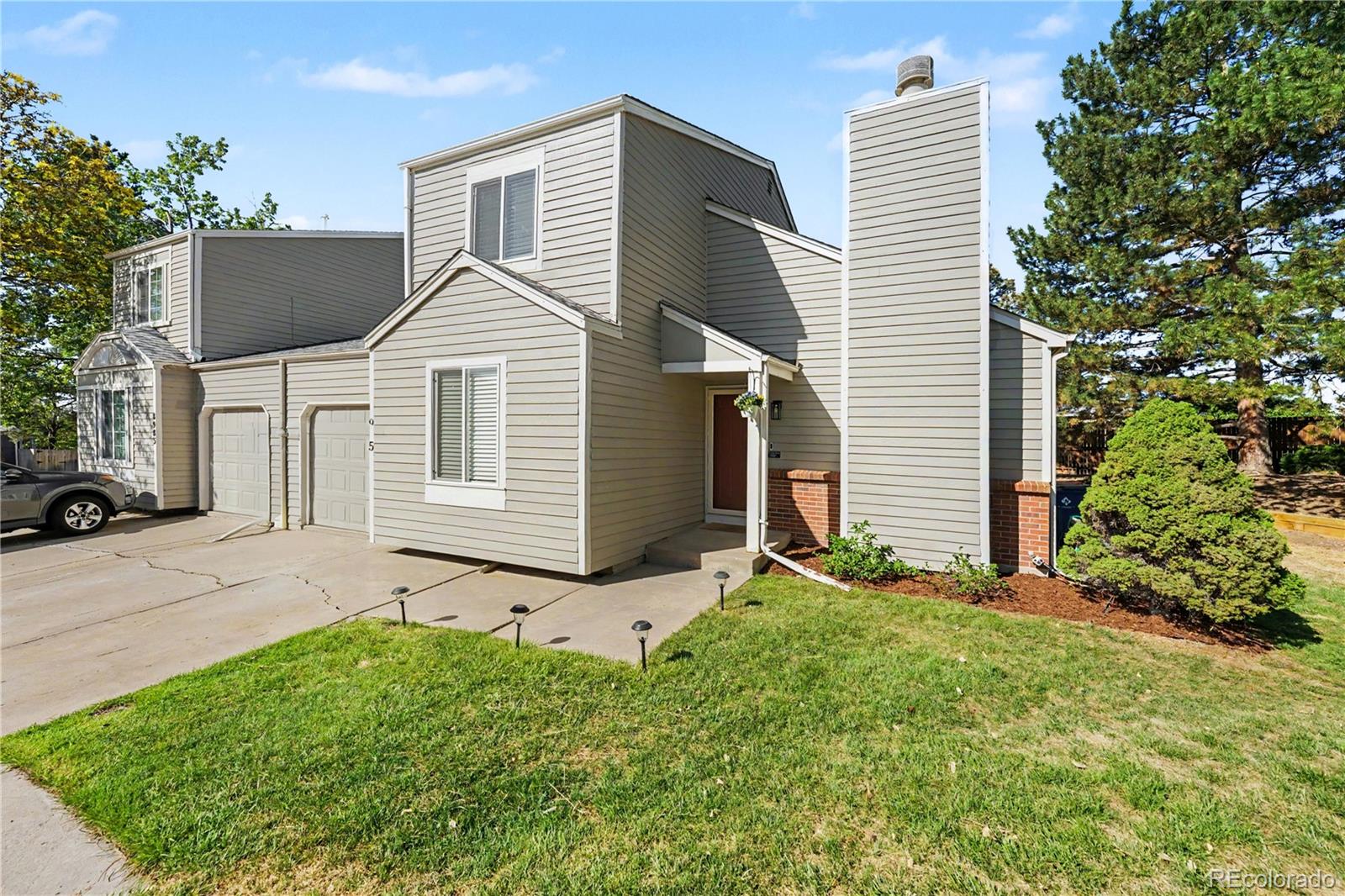 8975 W 89th Place
