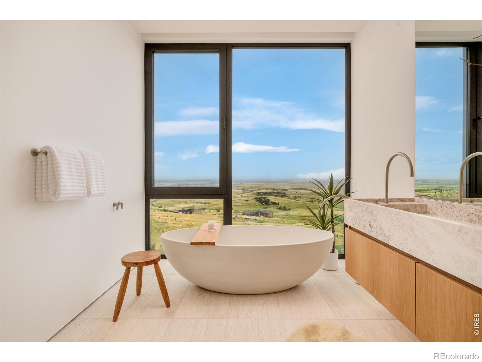 9631 Mountain Ridge Place