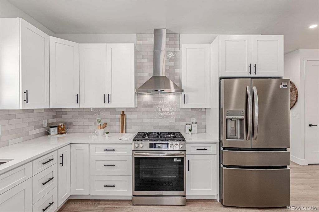 Photo of 2915 W 4th Avenue, Denver, CO 80219 (MLS # 7224993)