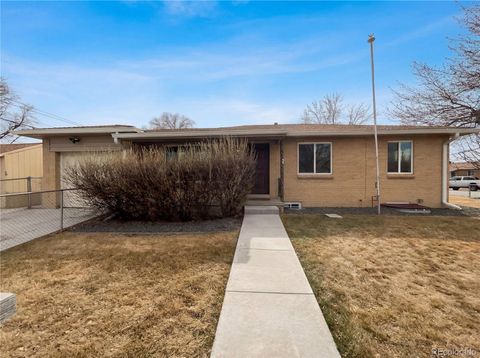 Photo of 5790 W Louisiana Avenue, Lakewood, CO 80232 (MLS # 8123134)
