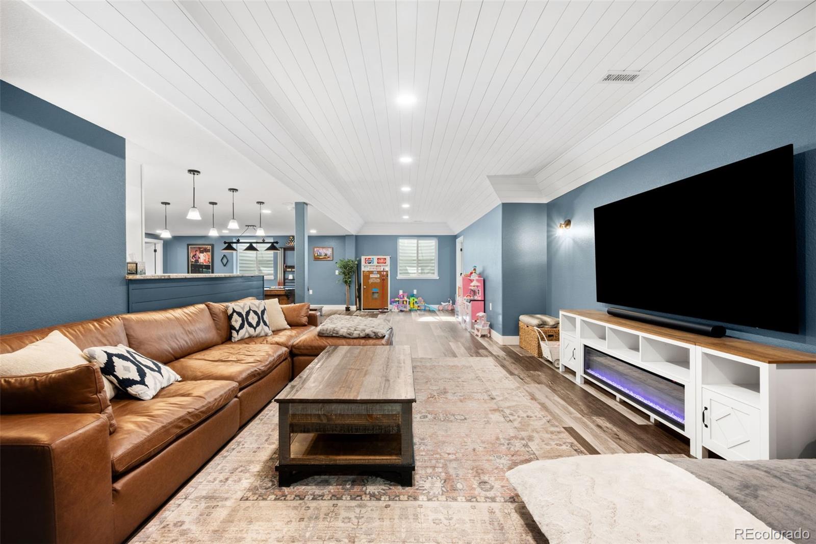 42041 Colonial Trail