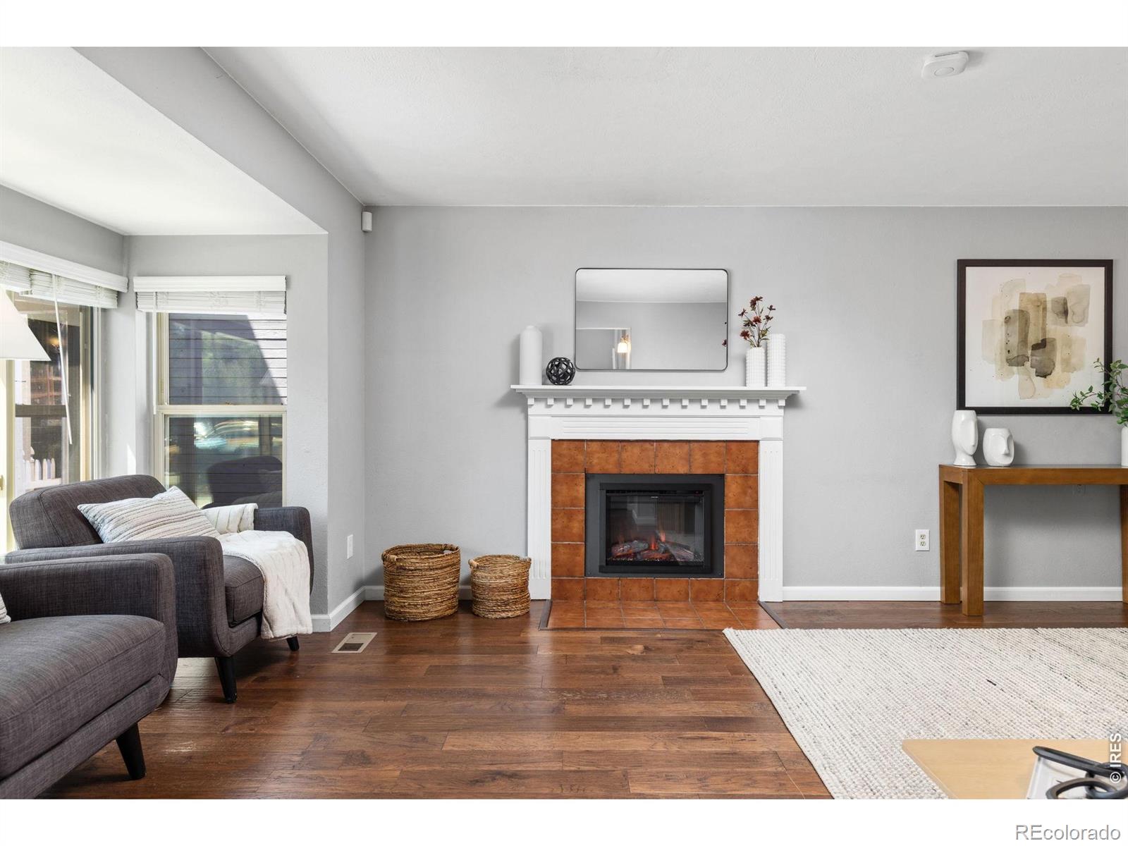 455 W Sycamore Court