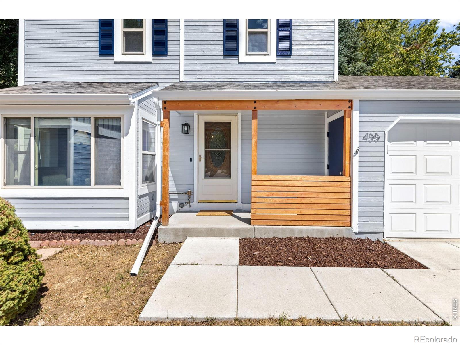 455 W Sycamore Court