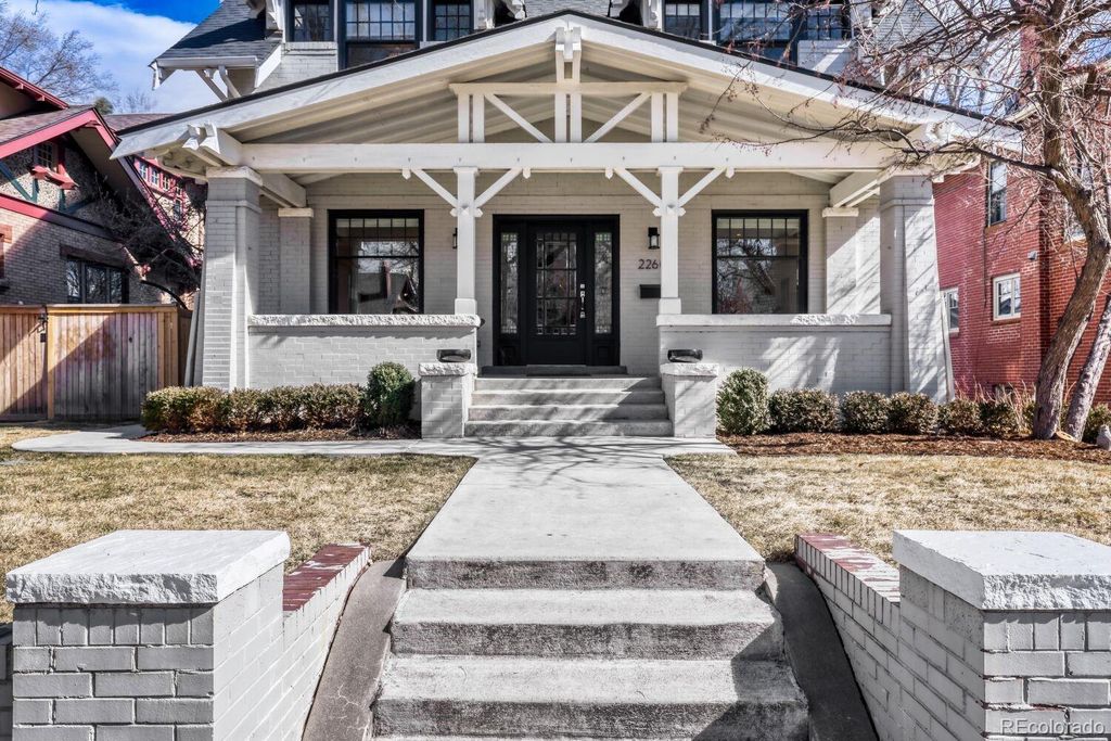 Photo of 2260 Bellaire Street, Denver, CO 80207 (MLS # 3448324)