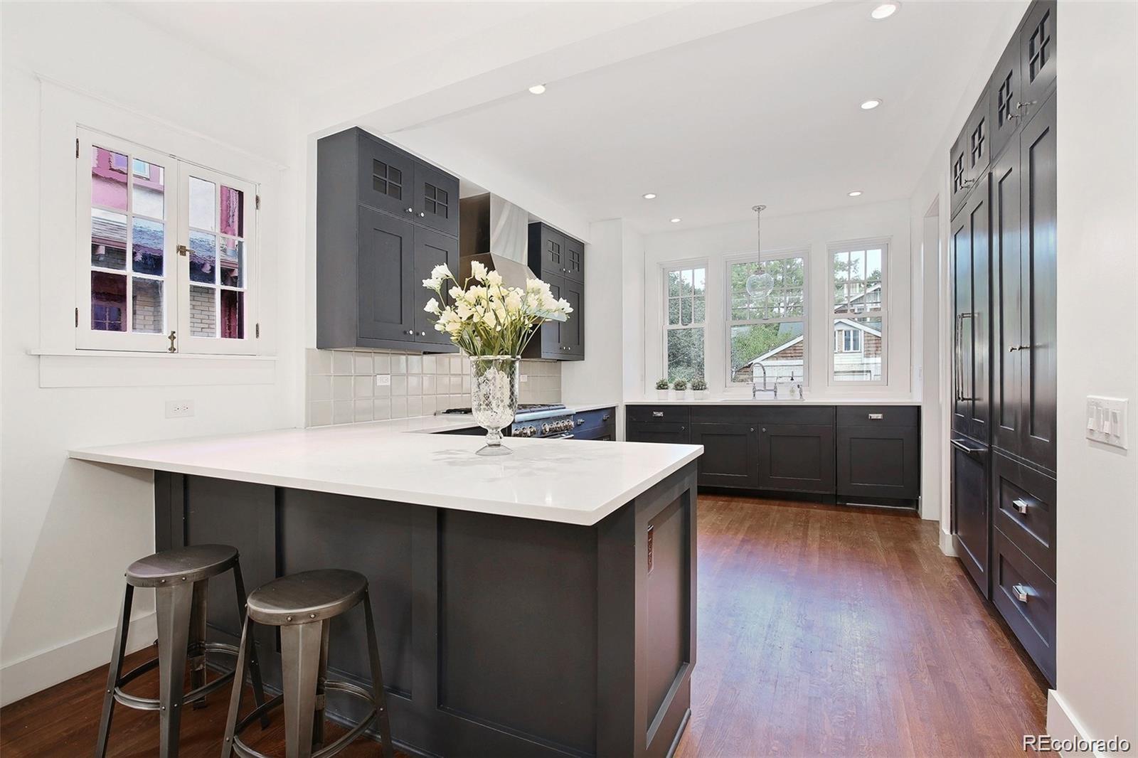 2260 Bellaire Street