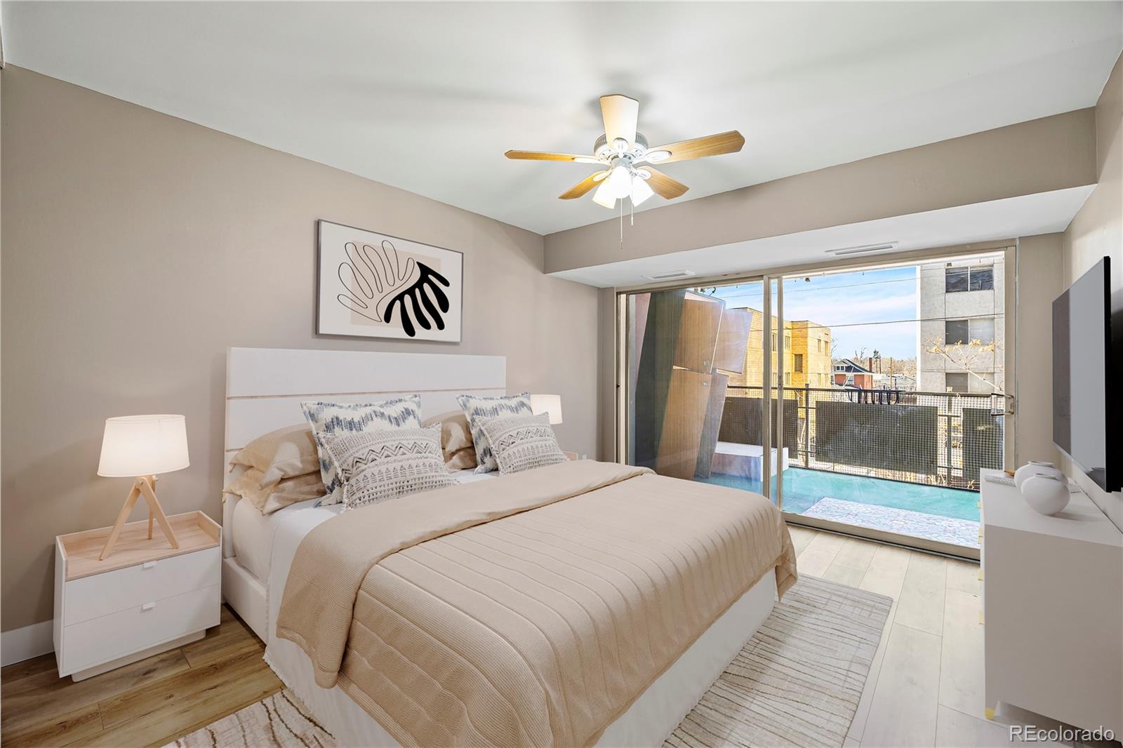 1121 Albion Street 305