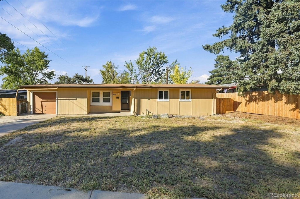 Photo of 1631 W Prentice Avenue, Littleton, CO 80120 (MLS # 5389950)