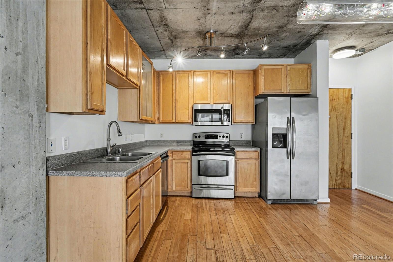 1475 Delgany Street 205