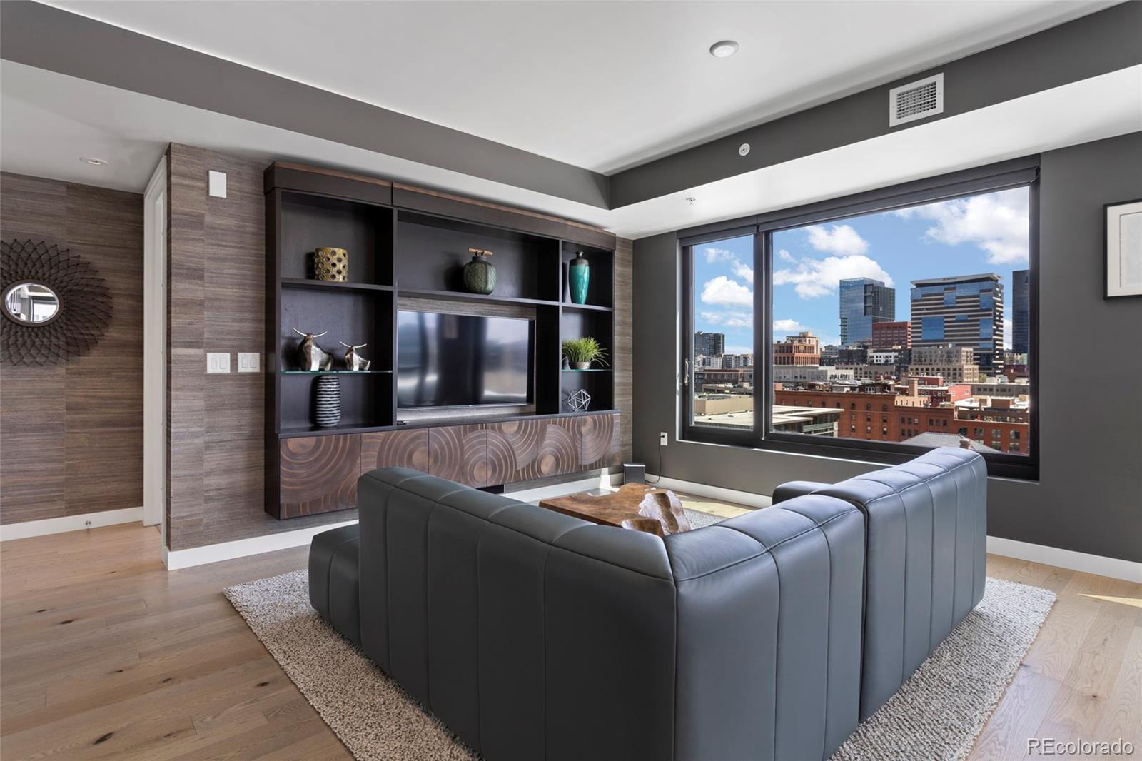 1750 Wewatta Street 1004