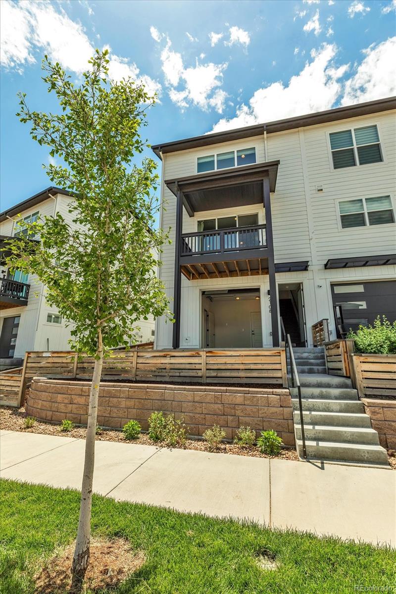 2108 Alcott Way