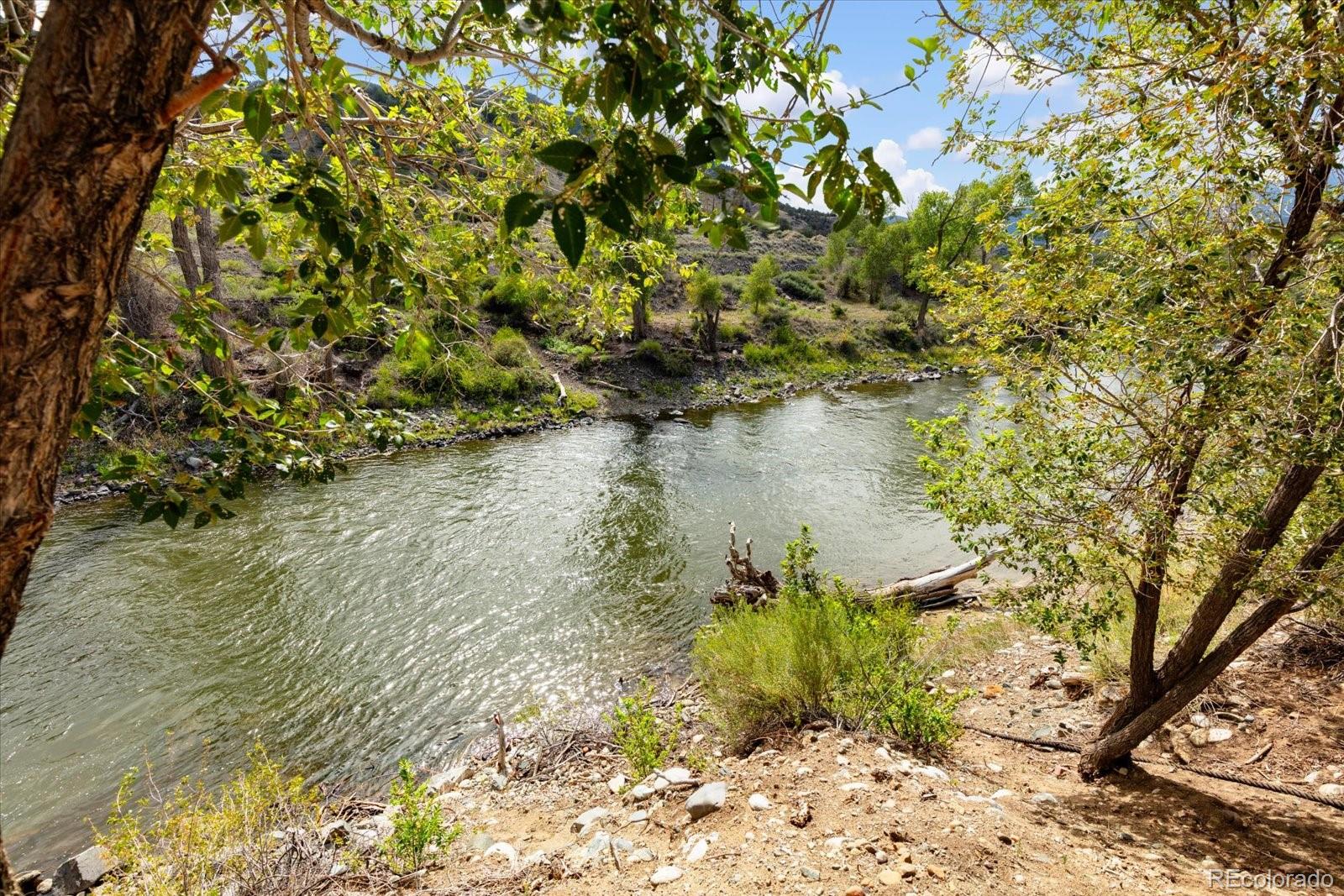 533 River Drive