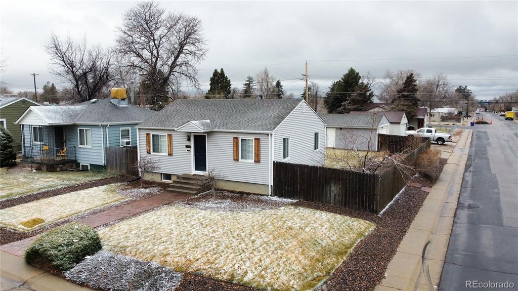 Photo of 2097 Hanover Street, Aurora, CO 80010 (MLS # 8537837)