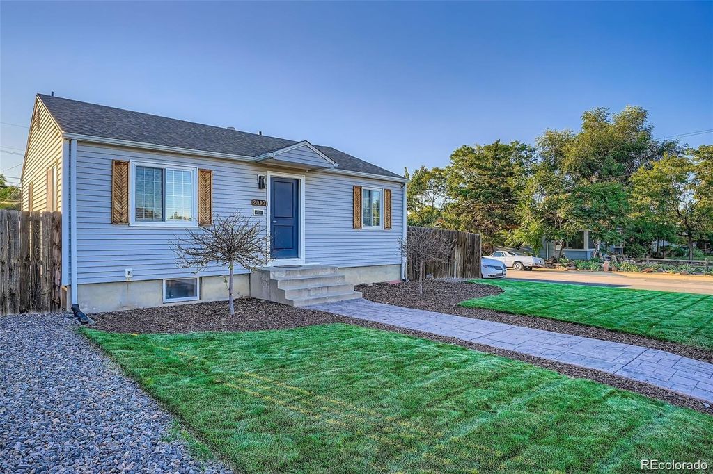 Photo of 2097 Hanover Street, Aurora, CO 80010 (MLS # 8537837)