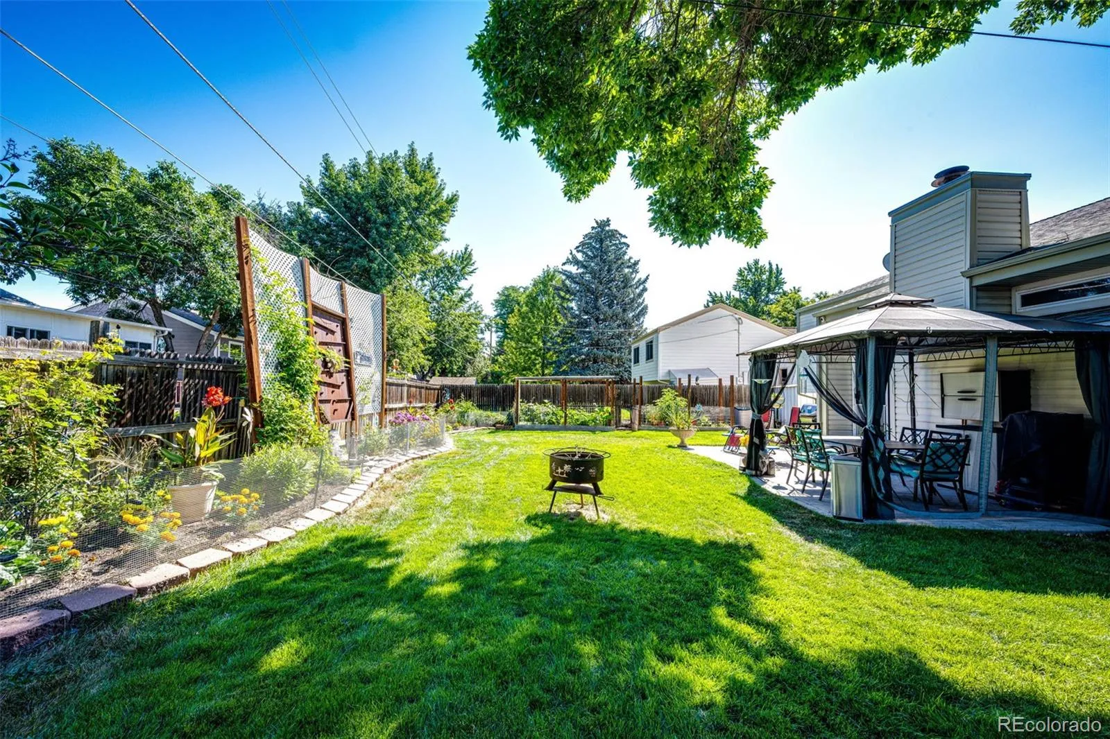 Lakewood, Colorado 80227, United States, 4 Bedrooms Bedrooms, ,2 BathroomsBathrooms,Residential,Active,190127