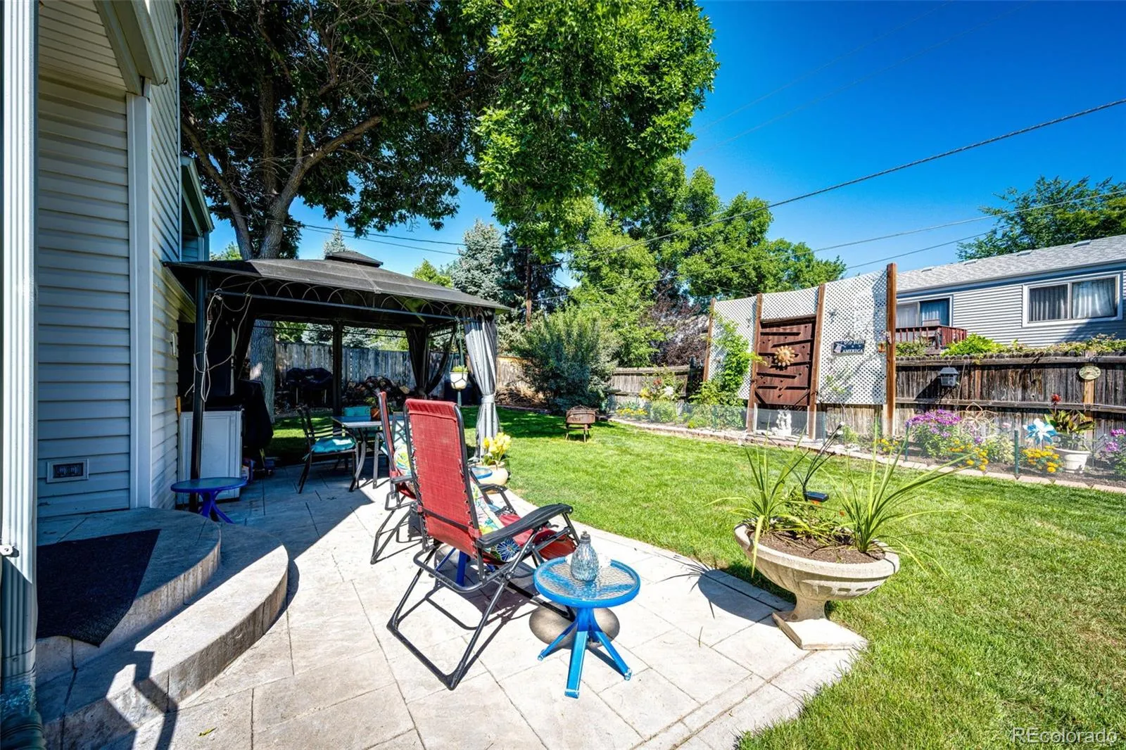 Lakewood, Colorado 80227, United States, 4 Bedrooms Bedrooms, ,2 BathroomsBathrooms,Residential,Active,190127