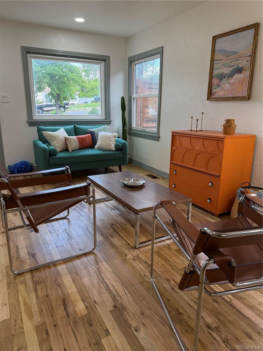 520 W San Miguel Street