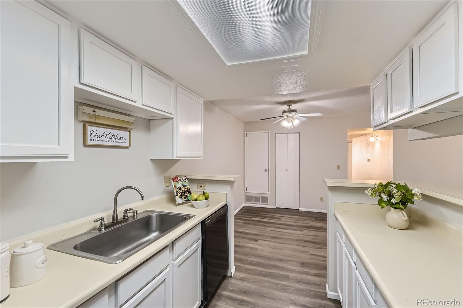 18034 E Ohio Avenue 204